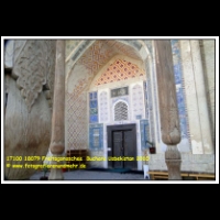 17100 18079 Freitagsmoschee  Buchara Usbekistan 2010.JPG